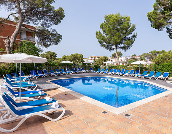 paradisevbeach-servicios-piscina1 paradisevbeach-servicios-piscina1
